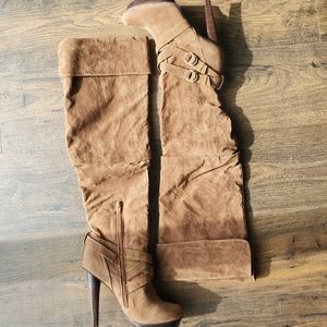 Bakers Lake Over-the-knee Boot